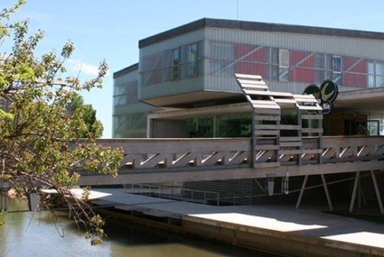Aula Del Cangrejo De Río Muelle